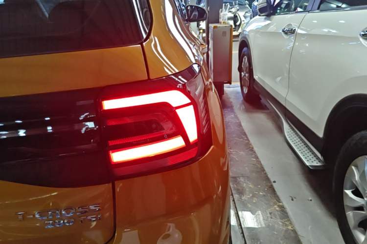 Used Volkswagen T-Cross 2019 280TSI DSG Comfort Edition Right Rear Taillight