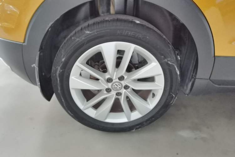 Used Volkswagen T-Cross 2019 280TSI DSG Comfort Edition Right Rear Wheel Hub
