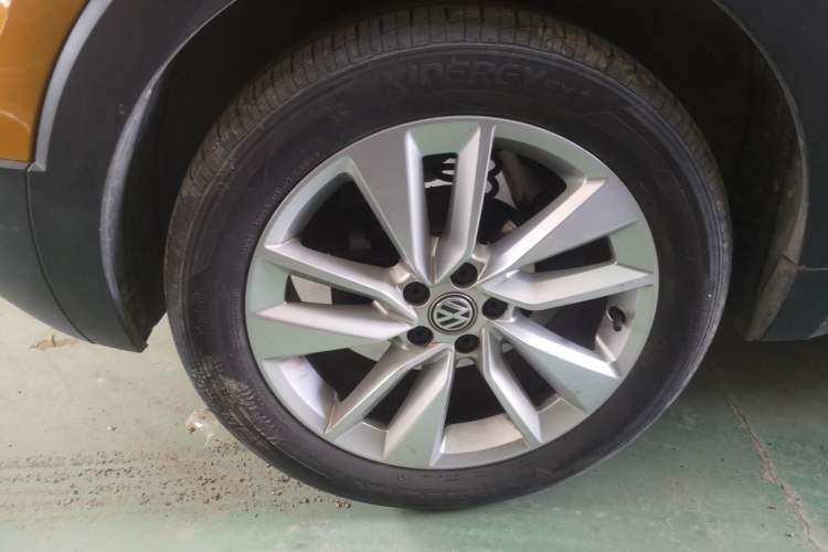 Used Volkswagen T-Cross 2019 1.5L Automatic Comfort Edition Right Rear Wheel Hub