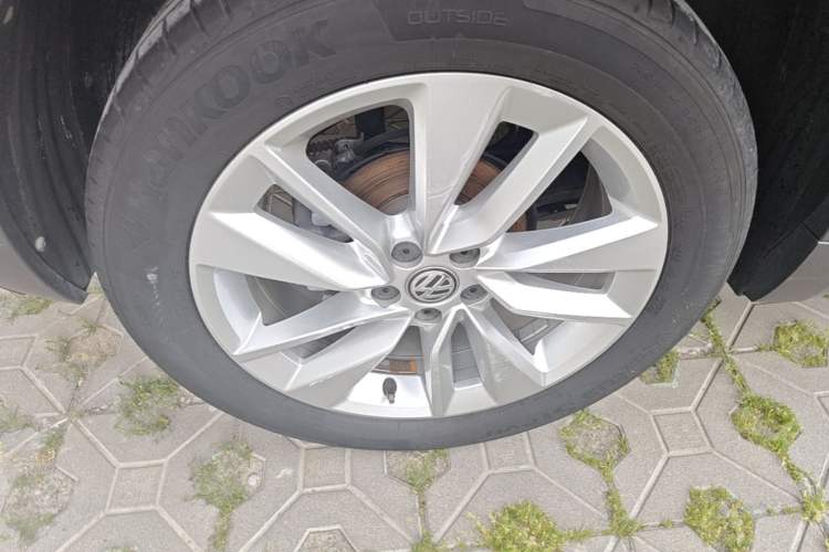 Used Volkswagen T-Cross 2019 280TSI DSG Comfort Edition Right Rear Wheel Hub