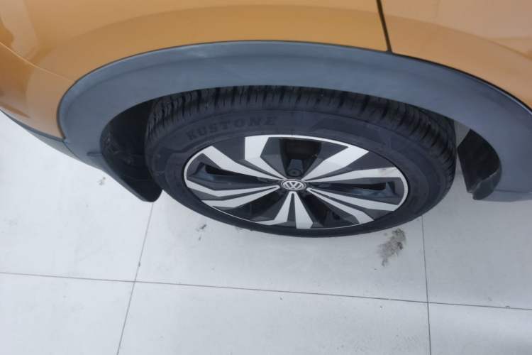 Used Volkswagen T-Cross 2019 280TSI DSG Luxury Edition Right Rear Wheel Hub