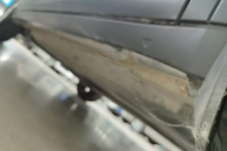 Used Volkswagen T-Cross 2019 280TSI DSG Comfort Edition Right Side Sill