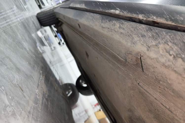 Used Volkswagen T-Cross 2019 1.5L Automatic Comfort Edition Right Side Sill