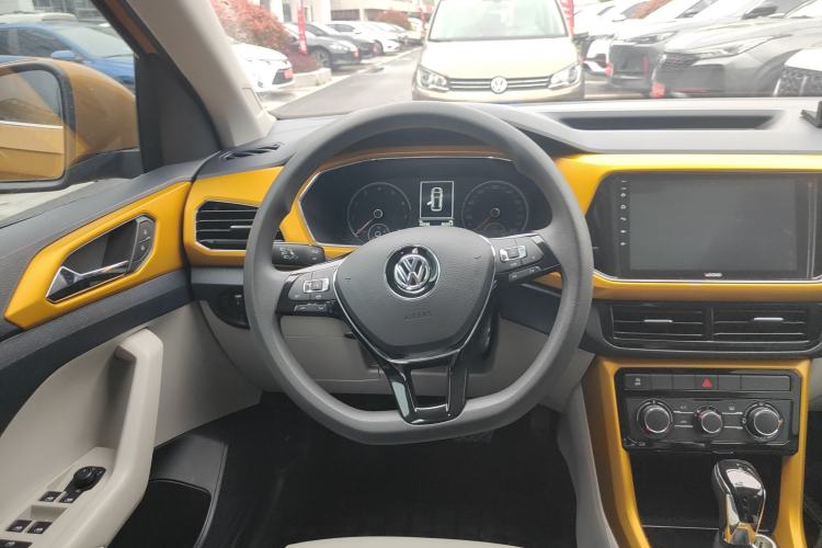 Used Volkswagen T-Cross 2019 1.5L Automatic Comfort Edition Steering Wheel