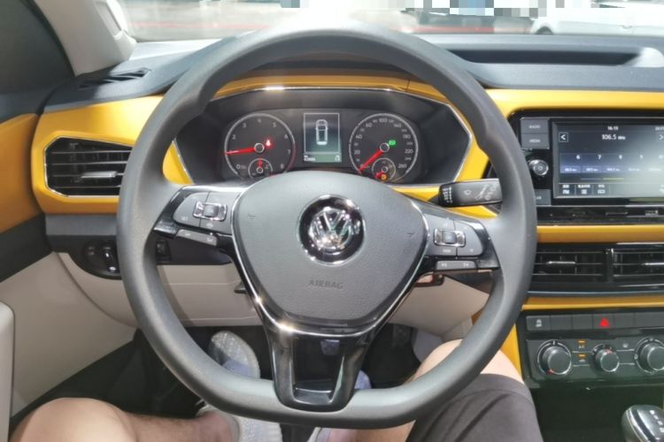 Used Volkswagen T-Cross 2019 280TSI DSG Comfort Edition Steering Wheel