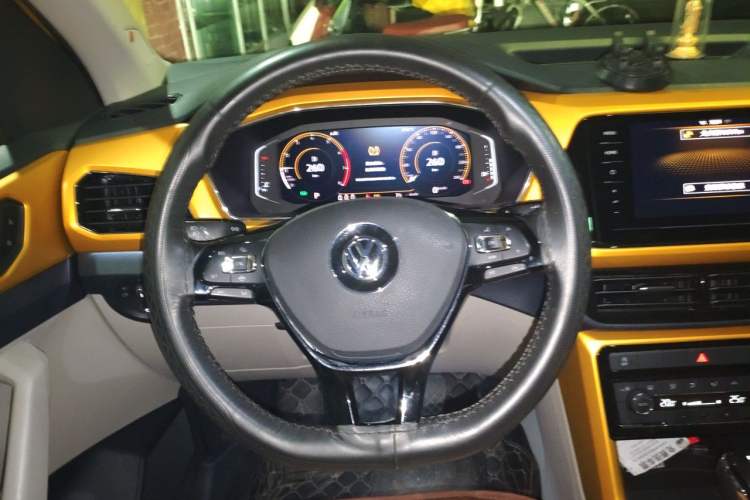 Used Volkswagen T-Cross 2019 280TSI DSG Luxury Edition Steering Wheel