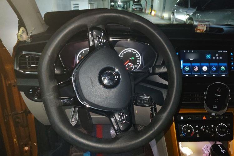 Used Volkswagen T-Cross 2019 280TSI DSG Comfort Edition Steering Wheel