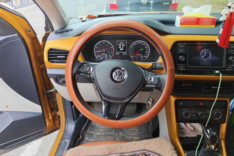 Used Volkswagen T-Cross 2019 1.5L Automatic Comfort Edition Steering Wheel