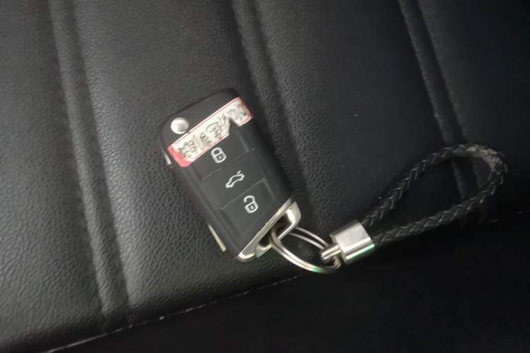 Used Volkswagen T-Cross 2019 1.5L Automatic Comfort Edition Vehicle Key