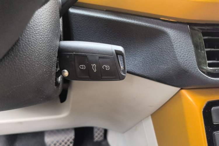 Used Volkswagen T-Cross 2019 1.5L Automatic Comfort Edition Vehicle Key
