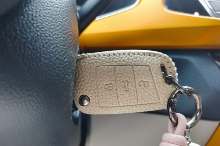 Used Volkswagen T-Cross 2019 280TSI DSG Comfort Edition Vehicle Key
