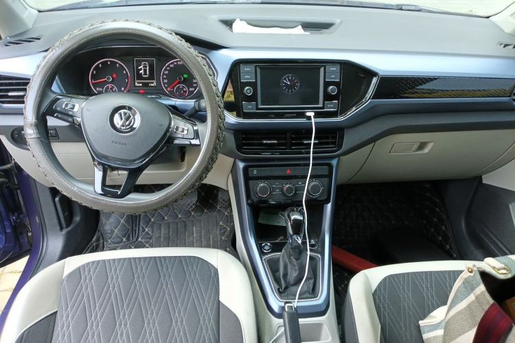 Used Volkswagen T-Cross 2020 280TSI DSG Comfort Edition Center Console