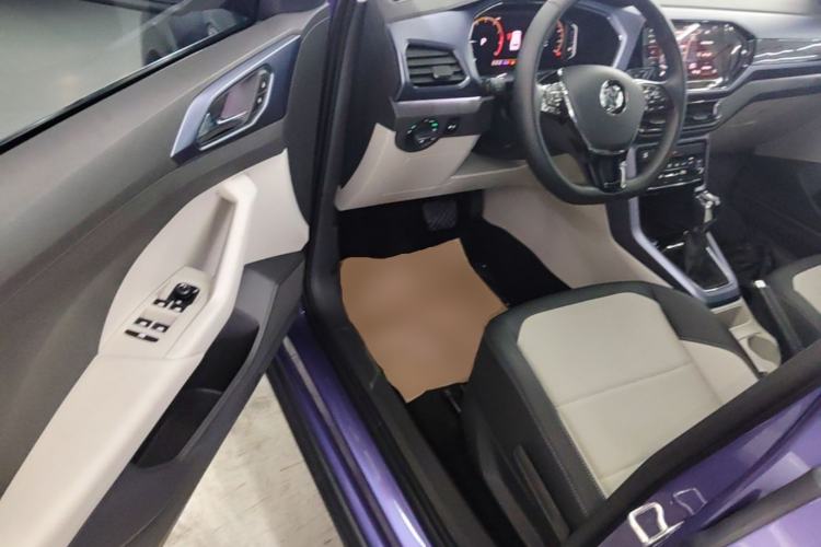 Used Volkswagen T-Cross 2020 280TSI DSG Luxury Edition Driver Seat