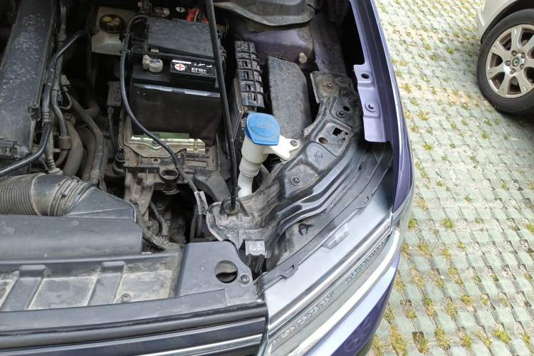 Used Volkswagen T-Cross 2020 280TSI DSG Comfort Edition Engine Bay Left