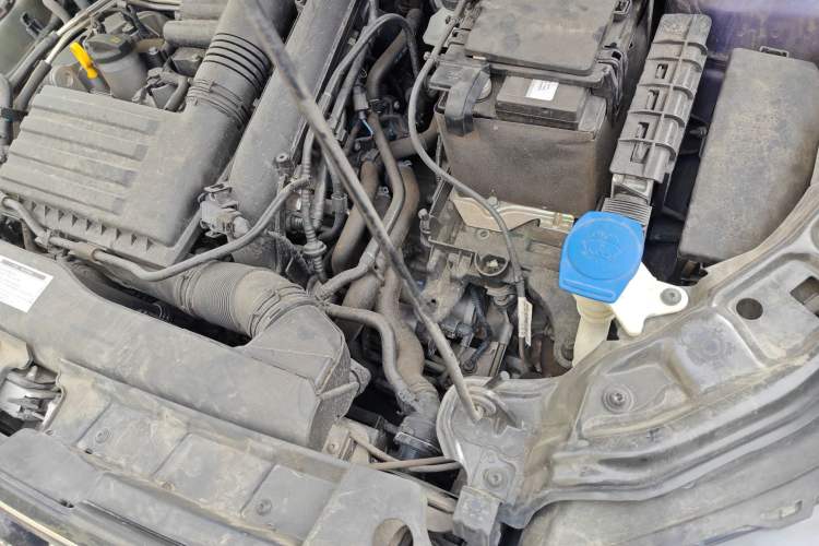 Used Volkswagen T-Cross 2020 280TSI DSG Comfort Edition Engine Bay Left