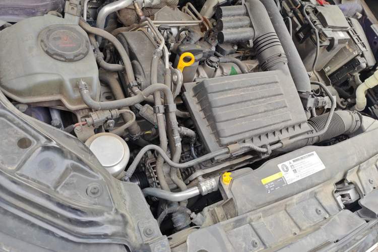 Used Volkswagen T-Cross 2020 280TSI DSG Comfort Edition Engine Bay Right