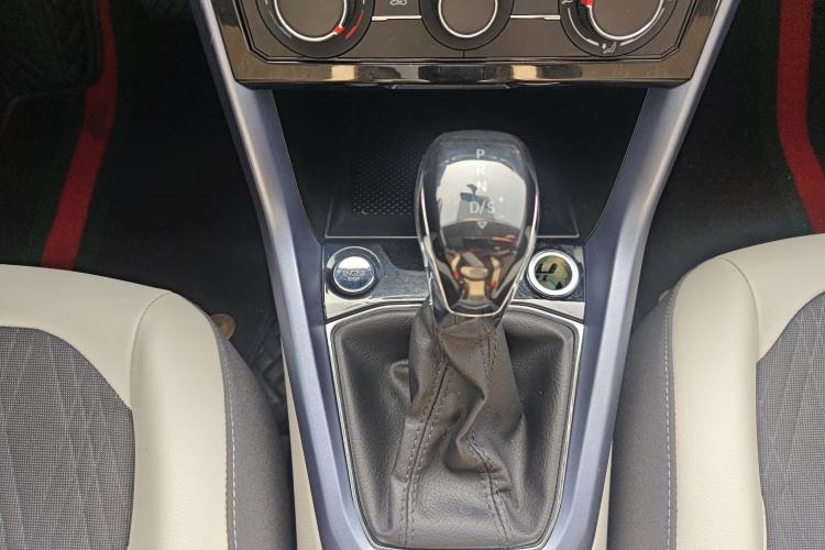 Used Volkswagen T-Cross 2020 280TSI DSG Comfort Edition Gear Lever