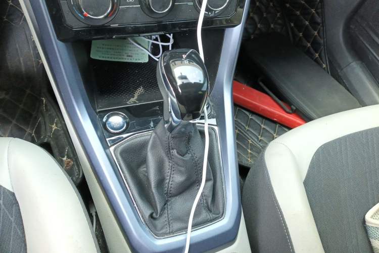 Used Volkswagen T-Cross 2020 280TSI DSG Comfort Edition Gear Lever