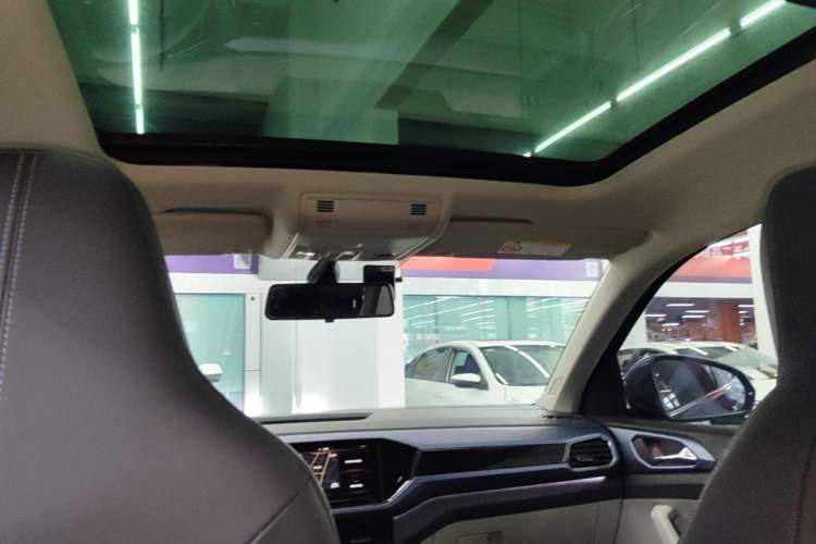 Used Volkswagen T-Cross 2020 280TSI DSG Luxury Edition Headliner