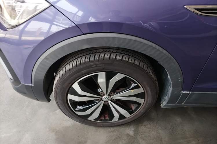 Used Volkswagen T-Cross 2020 280TSI DSG Luxury Edition Left Front Wheel Hub