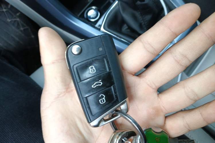 Used Volkswagen T-Cross 2020 280TSI DSG Comfort Edition Vehicle Key