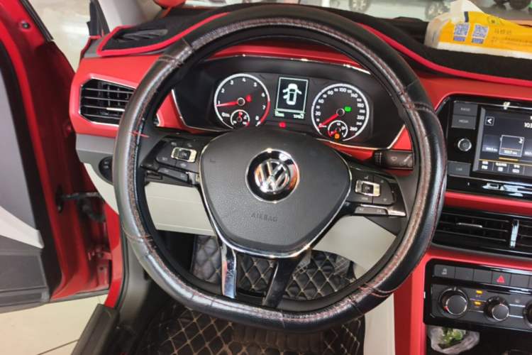 Used Volkswagen T-Cross 2020 280TSI DSG Comfort Edition Steering Wheel