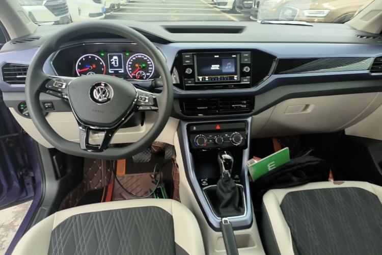 Used Volkswagen T-Cross 2020 1.5L Automatic Comfort Edition Center Console