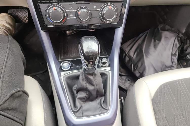 Used Volkswagen T-Cross 2020 280TSI DSG Comfort Edition Gear Lever