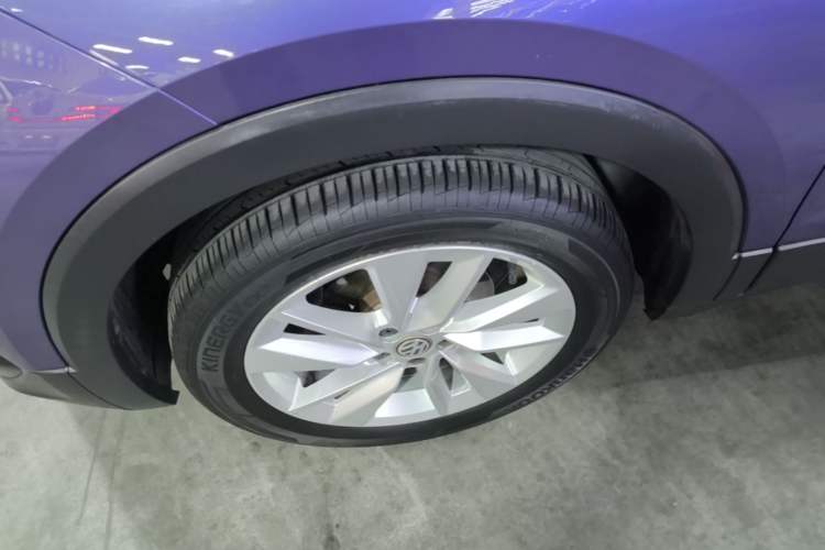 Used Volkswagen T-Cross 2020 280TSI DSG Comfort Edition Left Front Wheel Hub