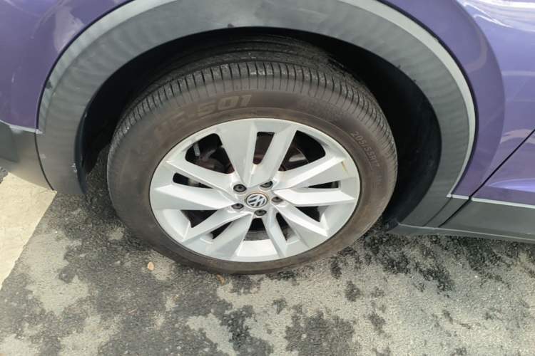 Used Volkswagen T-Cross 2020 1.5L Automatic Comfort Edition Left Front Wheel Hub