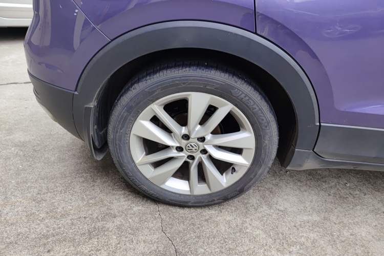 Used Volkswagen T-Cross 2020 280TSI DSG Comfort Edition Right Rear Wheel Hub