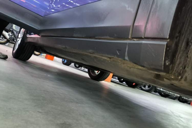Used Volkswagen T-Cross 2020 280TSI DSG Comfort Edition Right Side Sill