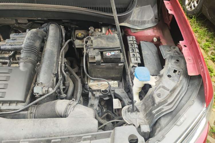 Used Volkswagen T-Cross 2020 280TSI DSG Comfort Edition Engine Bay Left