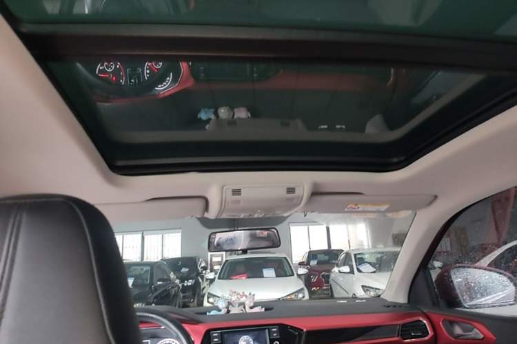 Used Volkswagen T-Cross 2020 1.5L Automatic Comfort Edition Headliner