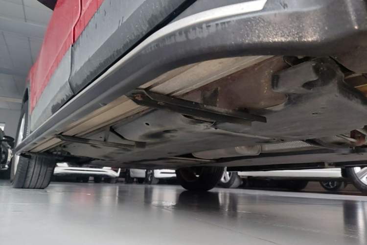 Used Volkswagen T-Cross 2020 1.5L Automatic Comfort Edition Left Side Sill