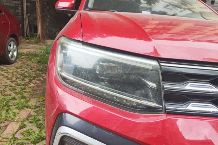 Used Volkswagen T-Cross 2020 280TSI DSG Comfort Edition Right Front Headlight
