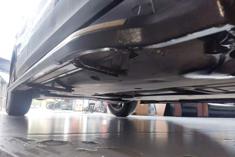 Used Volkswagen T-Cross 2020 1.5L Automatic Comfort Edition Right Side Sill