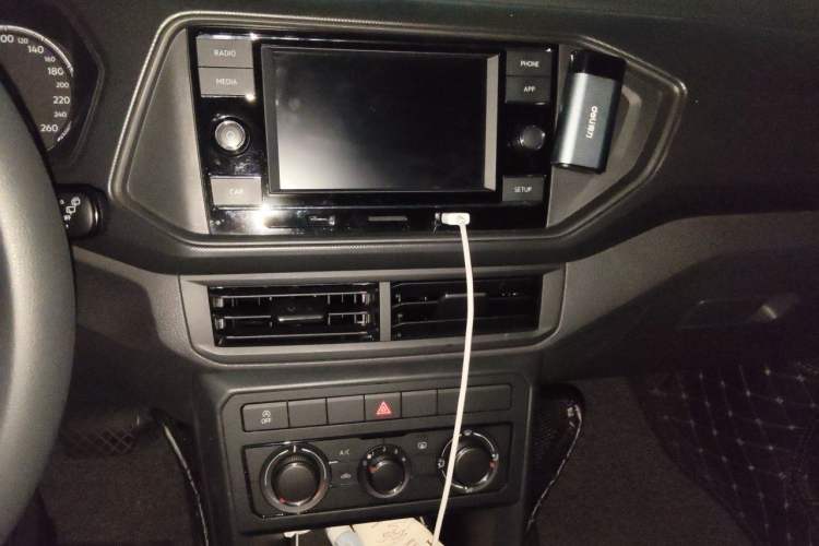 Used Volkswagen T-Cross 2020 1.5L Automatic Fashion Edition Audio And AC Panel