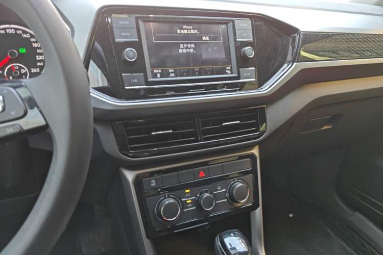 Used Volkswagen T-Cross 2020 280TSI DSG Comfort Edition Audio And AC Panel