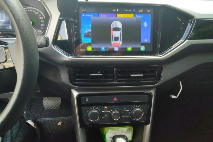Used Volkswagen T-Cross 2020 1.5L Automatic Comfort Edition Audio And AC Panel