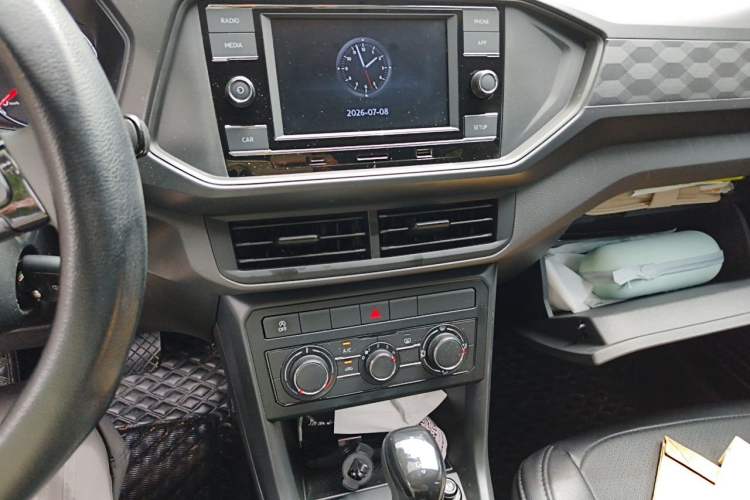 Used Volkswagen T-Cross 2020 1.5L Automatic Fashion Edition Audio And AC Panel