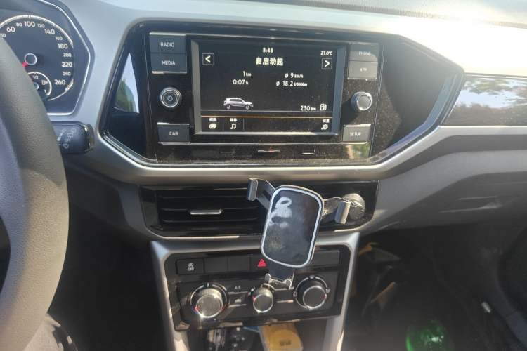 Used Volkswagen T-Cross 2020 280TSI DSG Comfort Edition Audio And AC Panel