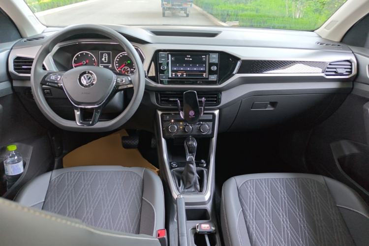 Used Volkswagen T-Cross 2020 280TSI DSG Comfort Edition Center Console
