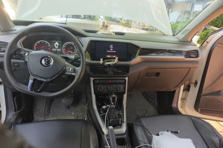 Used Volkswagen T-Cross 2020 280TSI DSG Comfort Edition Center Console