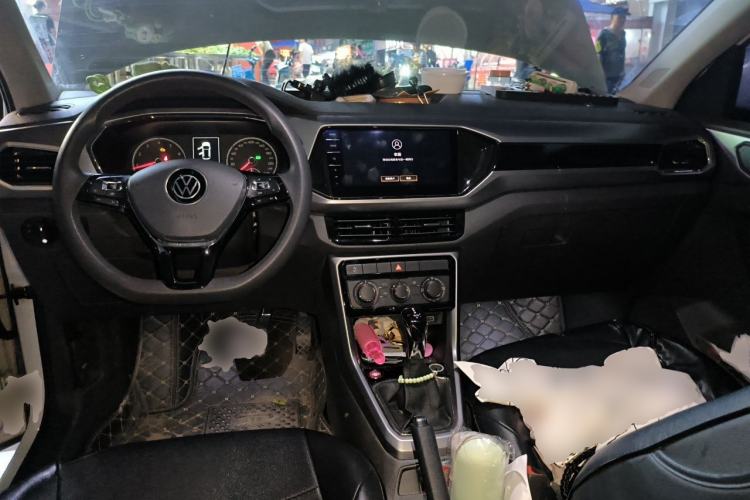Used Volkswagen T-Cross 2020 1.5L Automatic Comfort Edition Center Console