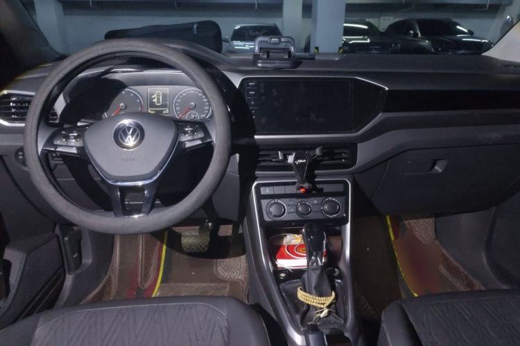 Used Volkswagen T-Cross 2020 280TSI DSG Comfort Edition Center Console