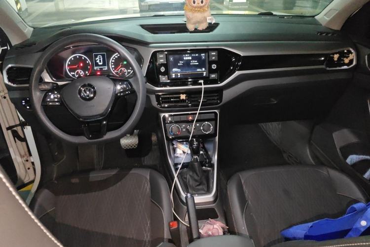 Used Volkswagen T-Cross 2020 280TSI DSG Comfort Edition Center Console
