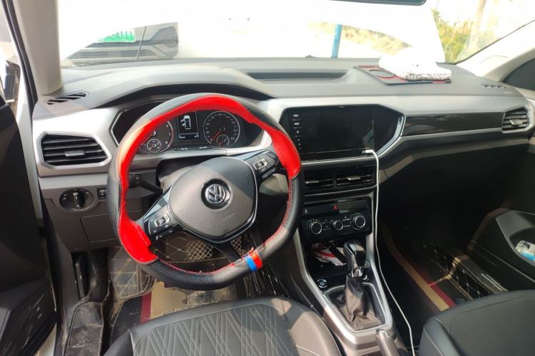 Used Volkswagen T-Cross 2020 280TSI DSG Comfort Edition Center Console