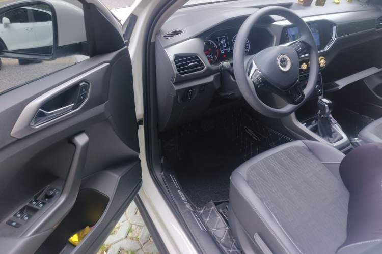 Used Volkswagen T-Cross 2020 1.5L Automatic Comfort Edition Driver Seat