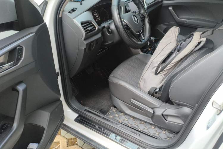 Used Volkswagen T-Cross 2020 1.5L Automatic Comfort Edition Driver Seat